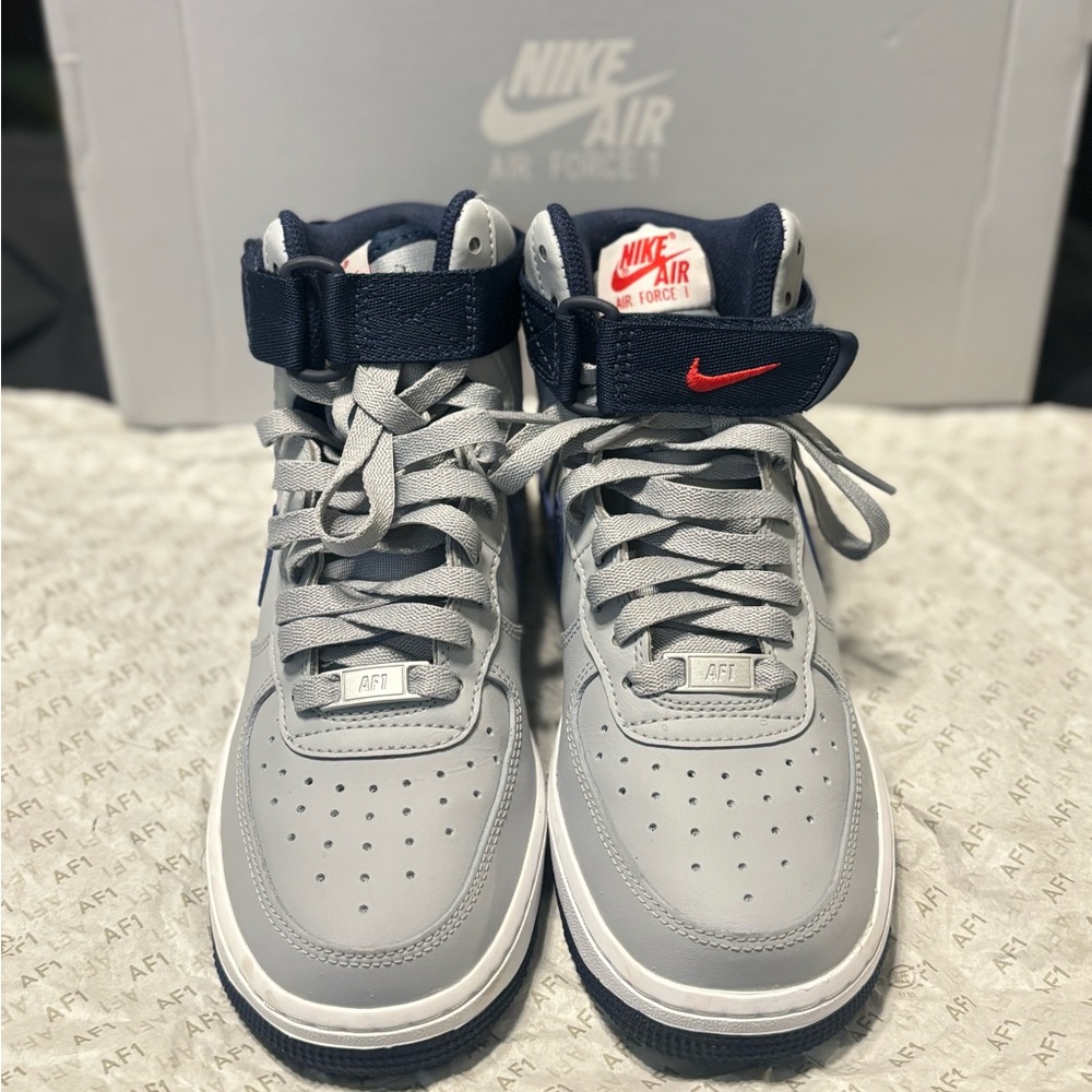 Nike Air Force One High women’s size 6
